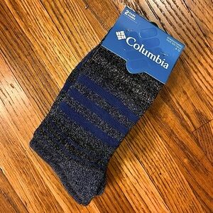 Columbia Navy Socks